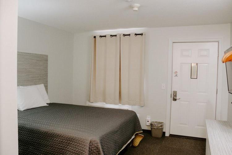 Berlin Village Inn Ngoại thất bức ảnh